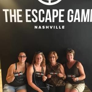 Meet your Posher, Tracy